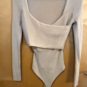 Abercrombie & Fitch Ribbed Square-Neck Long Sleeve Bodysuit in Light Tan Medium